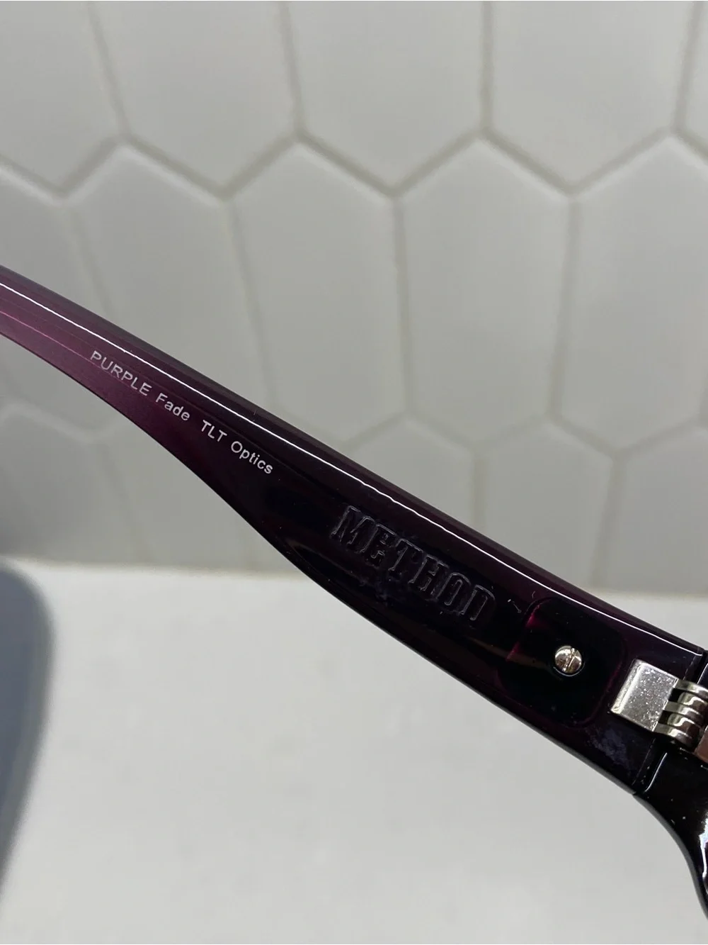 VINTAGE SMITH POLRIZED TLT OPTICS METHOD - Purple FADE - SUNGLASSES - EUC
